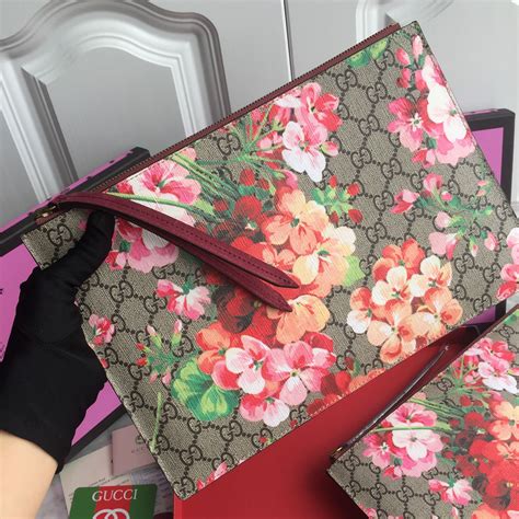 gucci bag with flowers|gucci clutch bag floral.